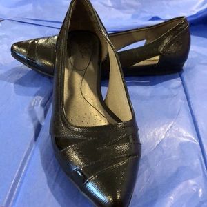 Life stride black flats.